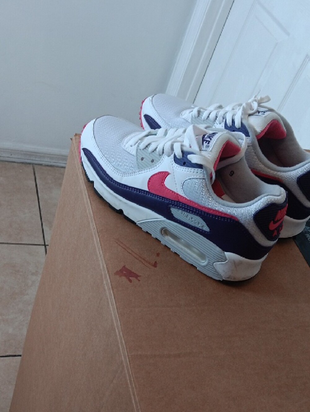 Nike Women's White Purple & Pink Air Max Style Athletic Sneakers - Picture 3 of 11